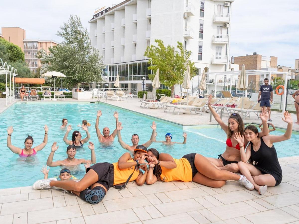 Hotel Marina Beach - Azzurro Club Ravenna Eksteriør billede