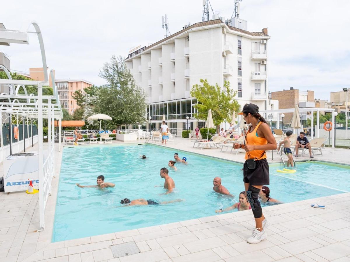 Hotel Marina Beach - Azzurro Club Ravenna Eksteriør billede